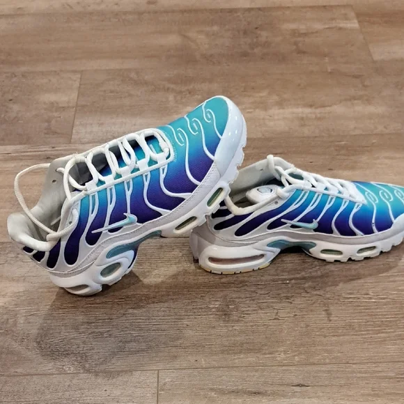 Nike Air Max Plus Tn Bleached Aqua Women's Sneakers - Picture 9 of 12